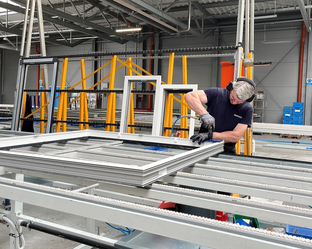 Dovista factory worker - SUPER LOW